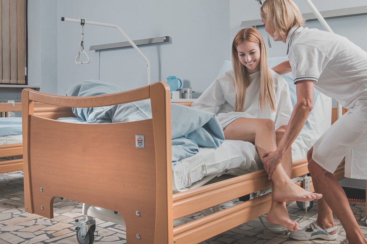 cropped-bed-8352775_1280.jpg